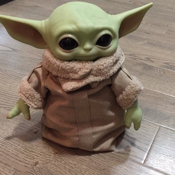 Yoda Mandelorian The Child plush NWOT - Picture 2 of 7